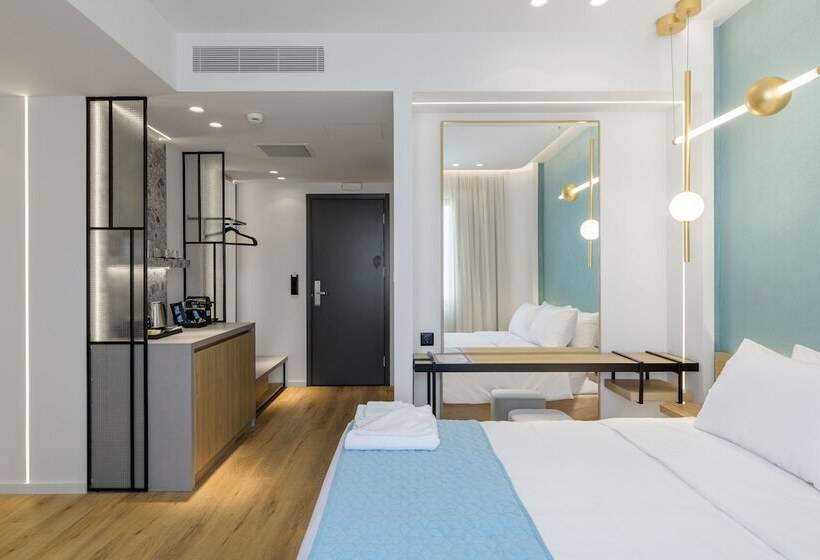 סוויטה, Acropolis Magenta Luxury Suites