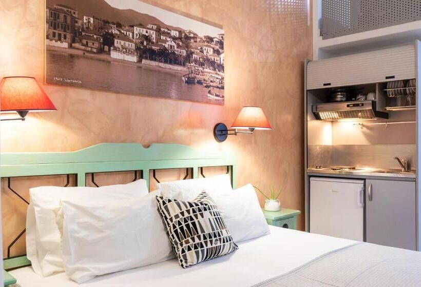 スタンダードトリプルルーム, Limenaria Beach