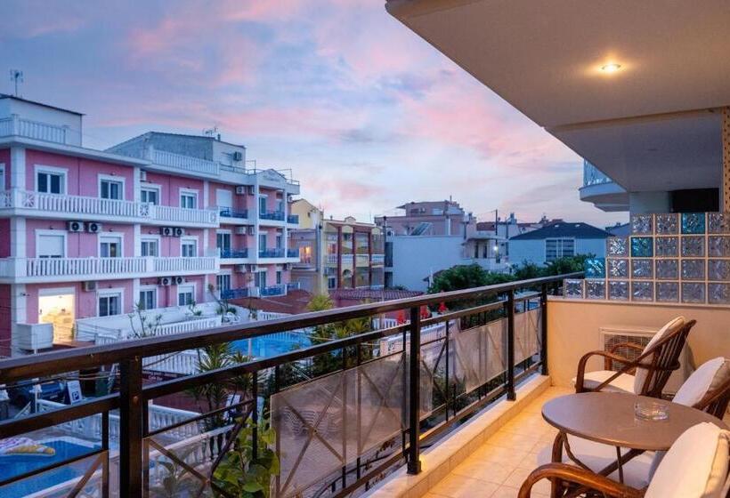 2ベッドルームアパートメント, Limenaria Beach