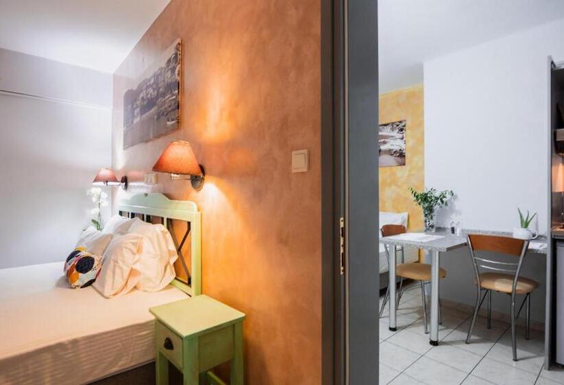 2ベッドルームアパートメント, Limenaria Beach