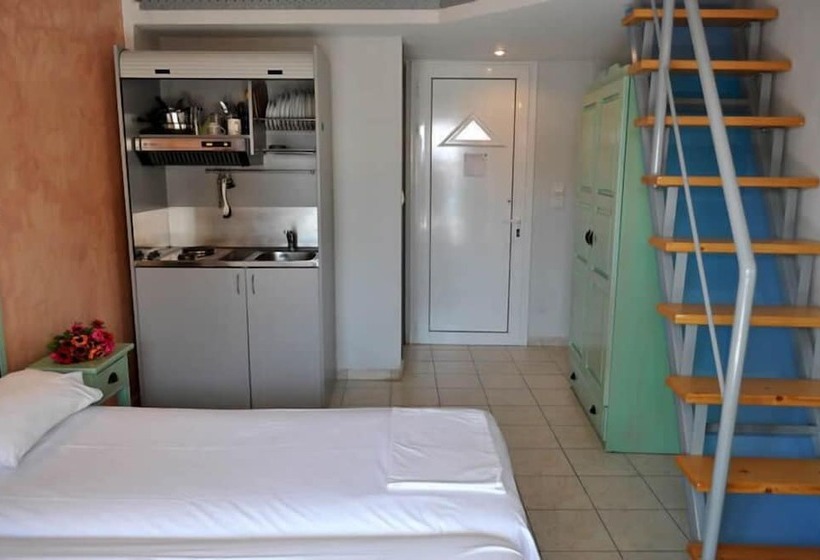 スタンダードトリプルルーム, Limenaria Beach