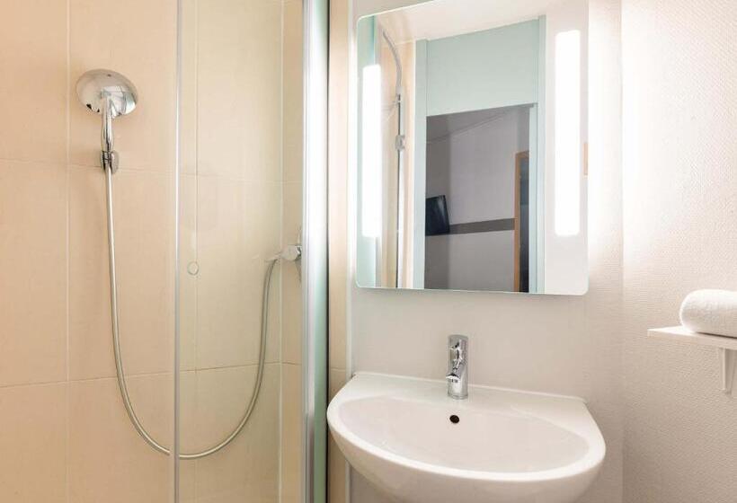 Номер Стандарт, B&b Hotel Lyon Saint Bonnet Mi Plaine