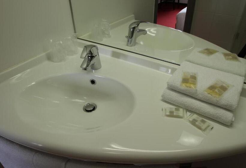 스탠다드 룸, Brit Hotel Confort Villeneuve Sur Lot