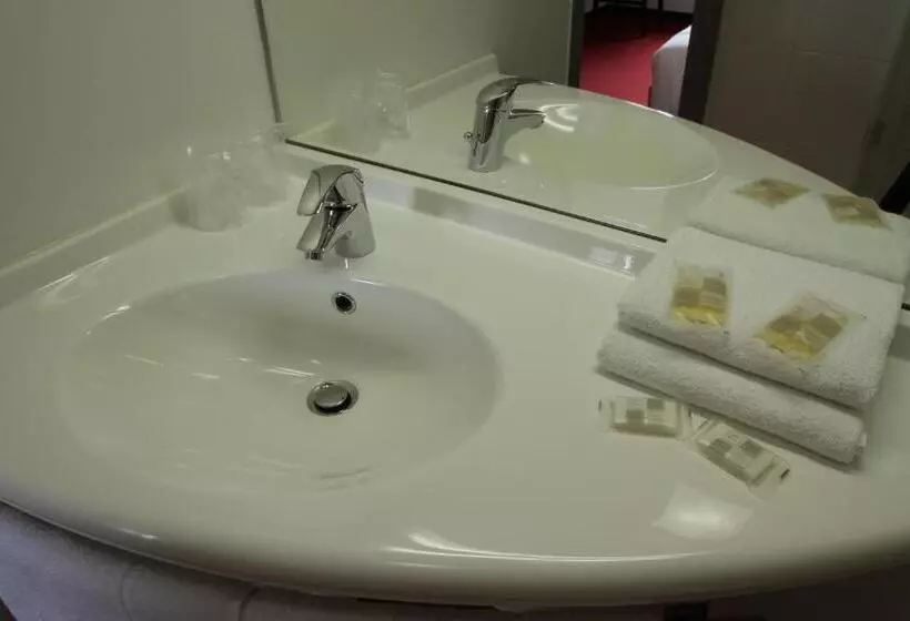 スタンダードルーム, Brit Hotel Confort Villeneuve Sur Lot