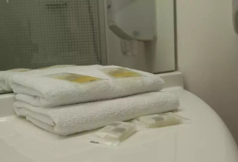 スタンダードルーム, Brit Hotel Confort Villeneuve Sur Lot