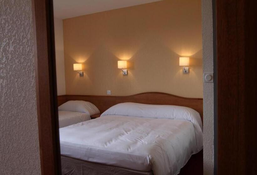 스탠다드 트리플 룸, Brit Hotel Confort Villeneuve Sur Lot