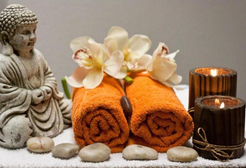 غرفة قياسية, & Bildungszentrum Matt