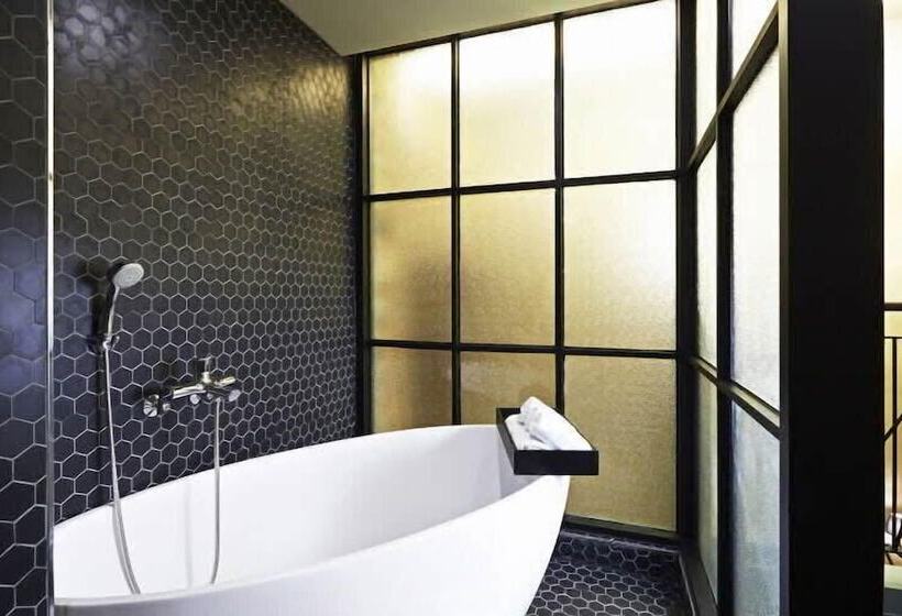 Номер Deluxe, Boutique 9