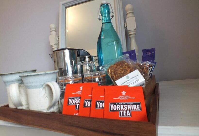 クラシックルーム, Devonshire Arms Inn