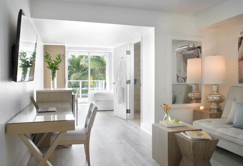 Deluxe Suite King-Size Franciággyal, Grand Beach Hotel Surfside West