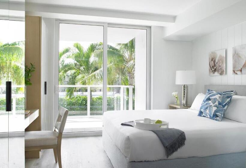 Deluxe Suite King-Size Franciággyal, Grand Beach Hotel Surfside West