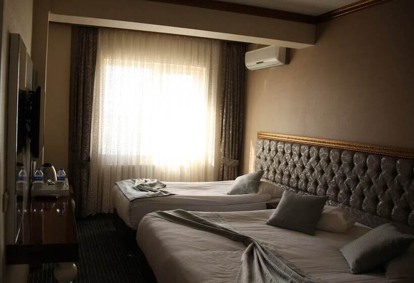 اتاق خانوادگی, Grand Sera