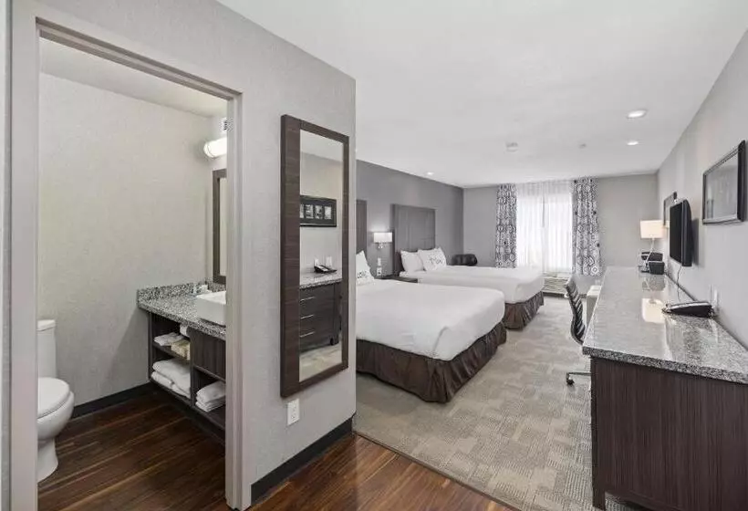 スタンダードルーム, Home Inn & Suites Saskatoon South