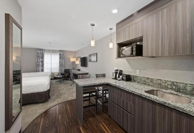 デラックススイート, Home Inn & Suites Saskatoon South