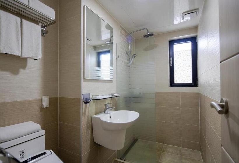 غرفة قياسية, Haema