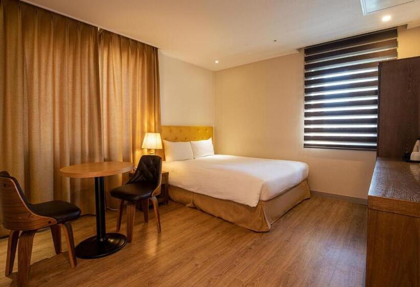 غرفة قياسية, Haema