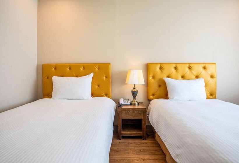 غرفة قياسية, Haema