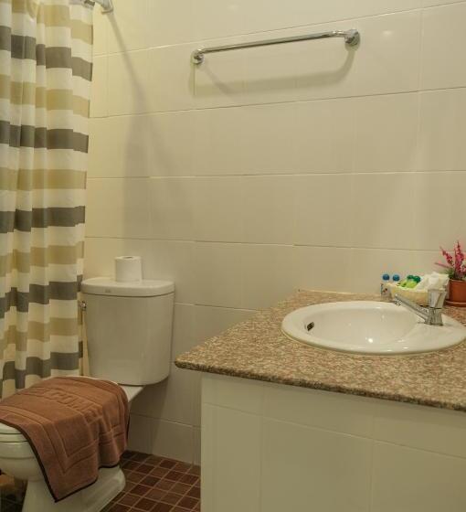 스탠다드 트리플 발코니 룸, Krabi Pitta House