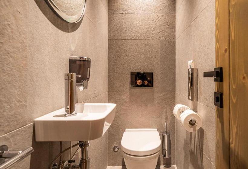 Семейный Номер, Otp Birkenhof