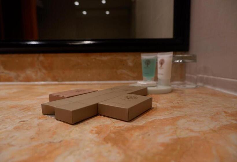 آپارتمان 2 خوابه, Parkview