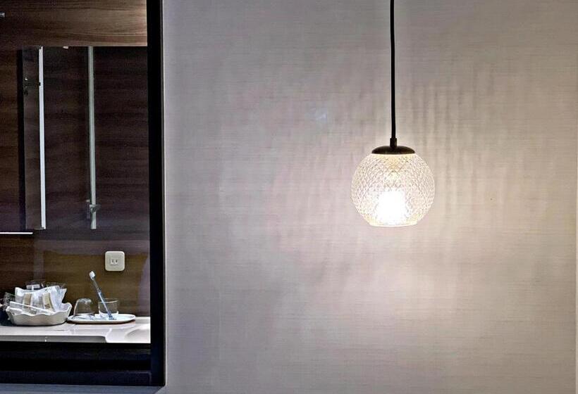 수피리어 룸, The B Akasakamitsuke