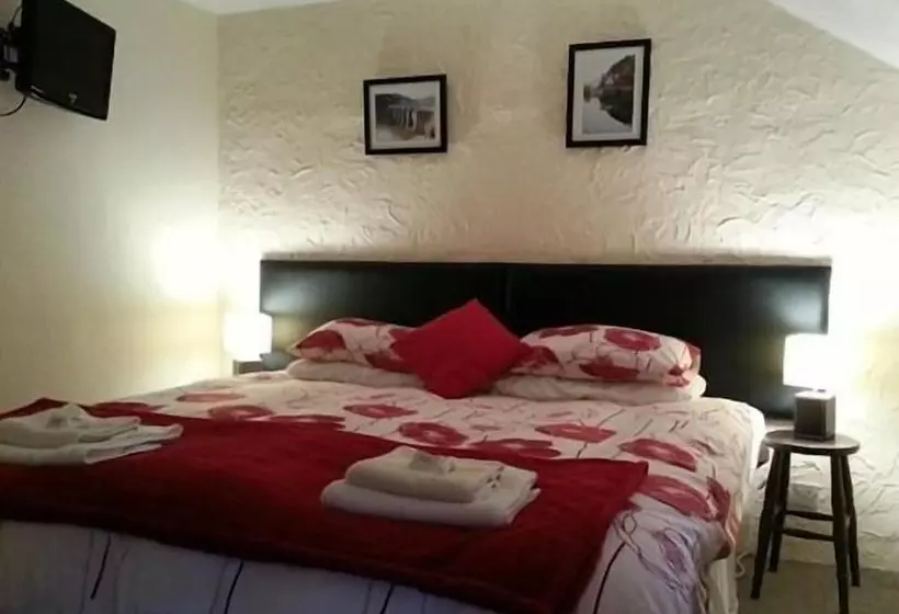 اتاق استاندارد, Crown Inn