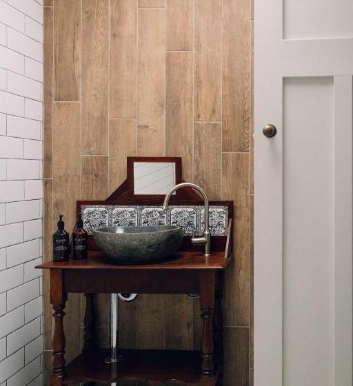 סוויטה, Links House