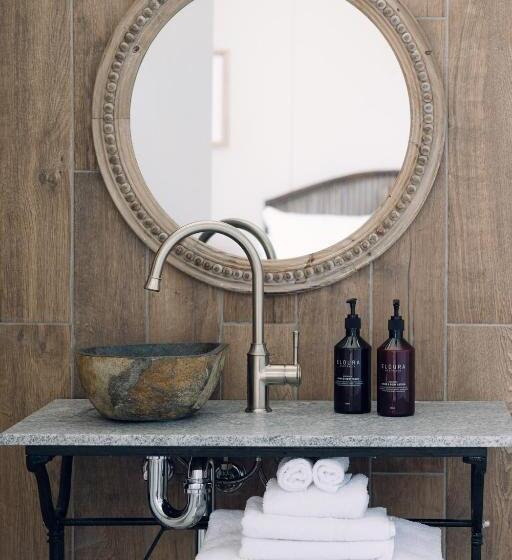 בקתה, Links House