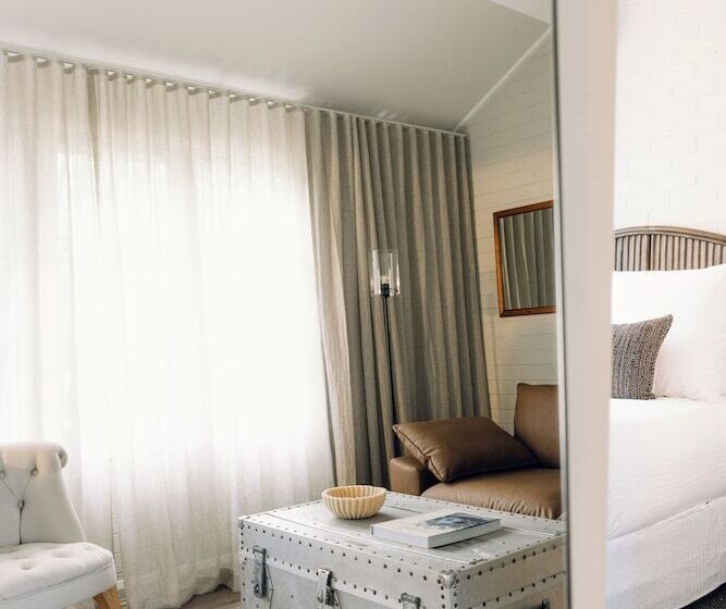 סוויטה, Links House