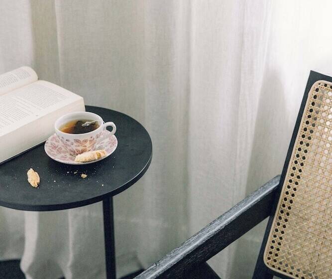 חדר סטנדרט, Links House