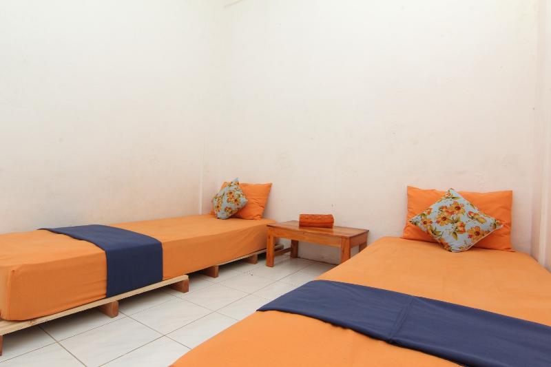 غرفة قياسية, Saleh