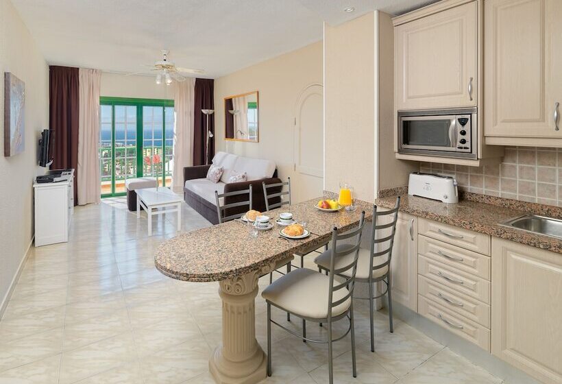 דירת שני חדרים, Regency Torviscas Apartments And Suites