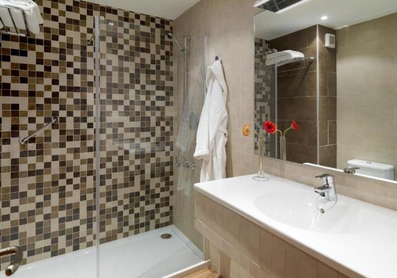 Апартаменты 2 Спальни, Regency Torviscas Apartments And Suites