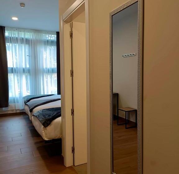 标准三人间, Apartahotel Golden Alcalá