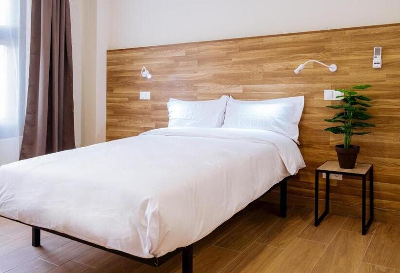 Номер Стандарт, Apartahotel Golden Alcalá