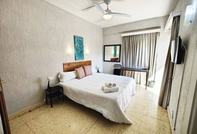 غرفة سوبيريور, Don Cándido