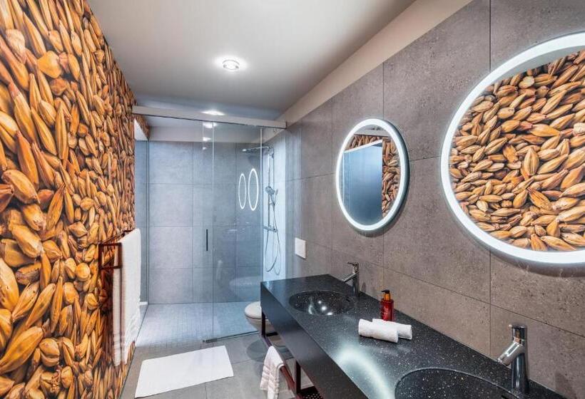 חדר דחוקס עם מיטת קינג, Macardo Premium B&b