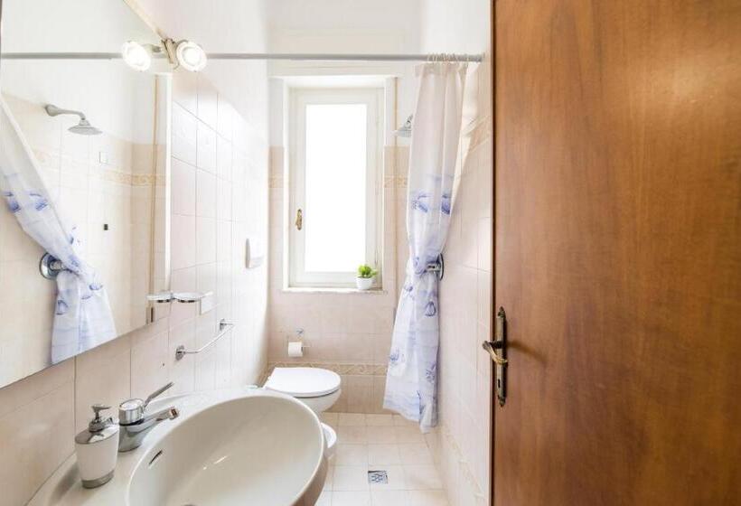 标准间, Casa Fubis