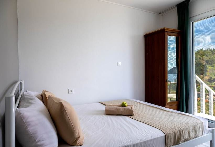 بنجلو ديلوكس, Porto Koufo Resort