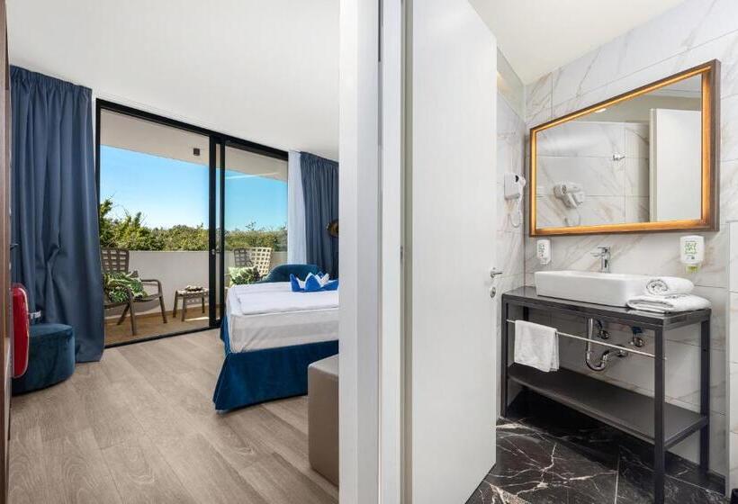 バルコニー付きスタンダードルーム, Resort Del Mar Emotion