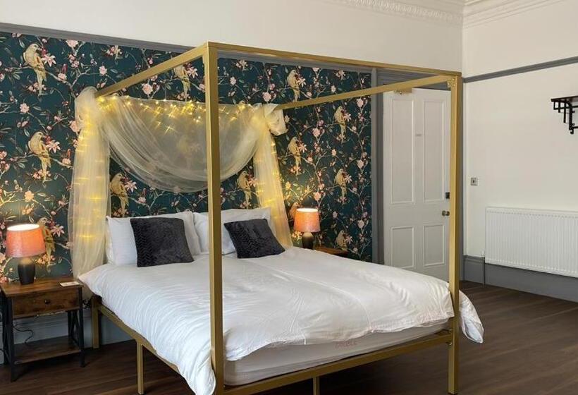 스탠다드 룸, Lilyrose