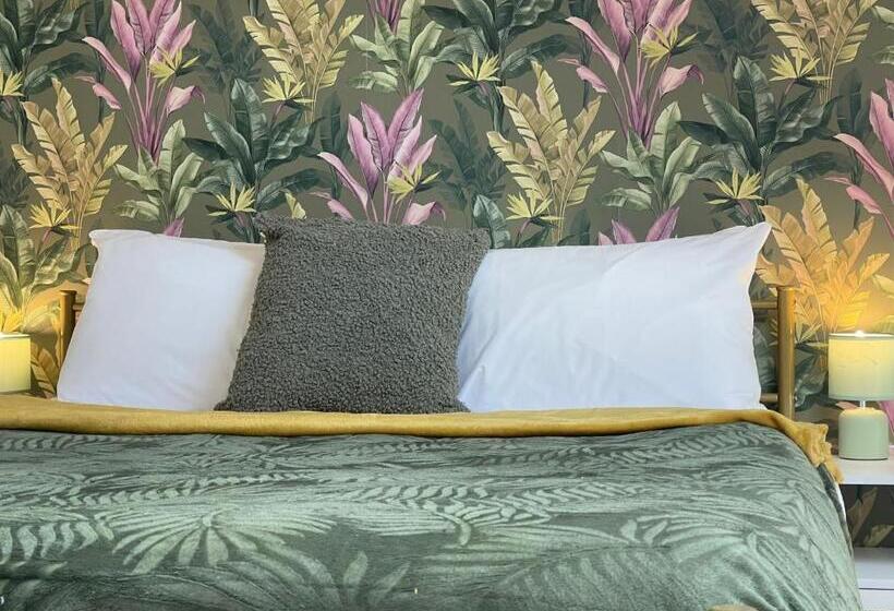 패밀리 룸, Lilyrose