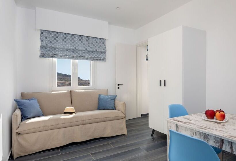 オーシャンビューの1ベッドルームデラックスアパート, Mandilaras Village