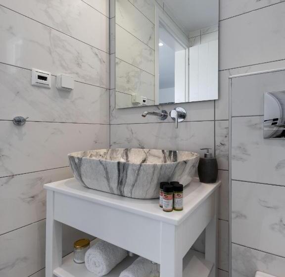 オーシャンビューデラックスステューディオ, Mandilaras Village