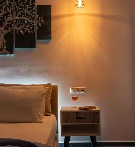 Premium-studio, Mandilaras Village