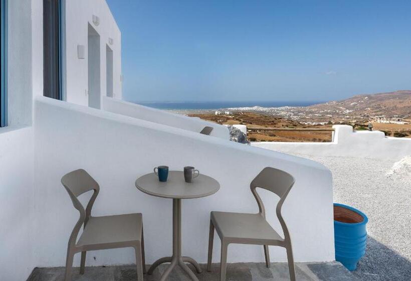 コンフォートワンルーム, Mandilaras Village