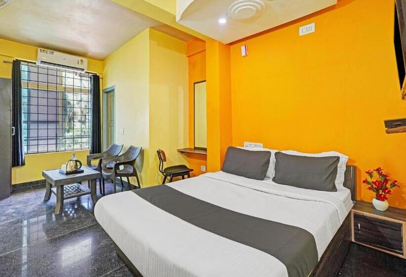 חדר קלאסי לשלושה, Super Collection O Coorg