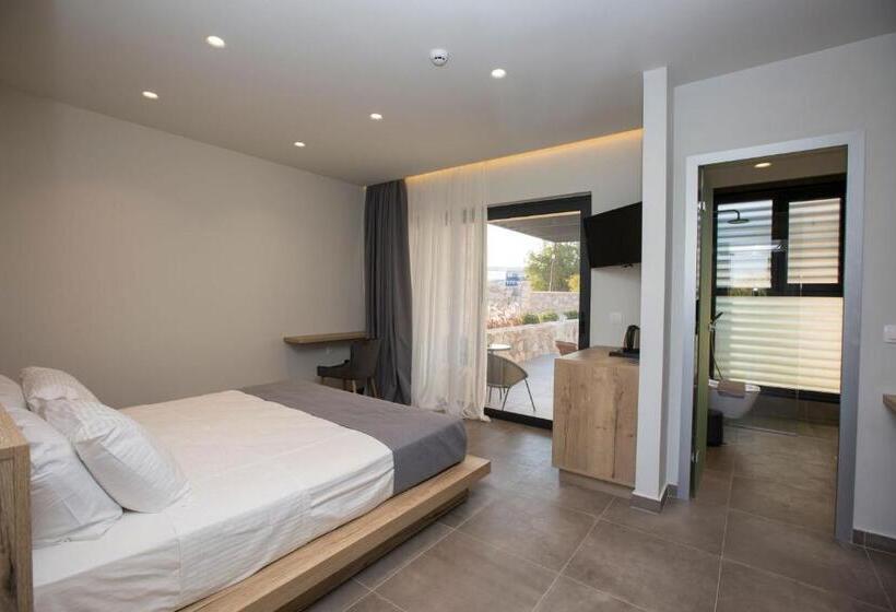 Люкс с Бассейном, Delight Luxury Rooms