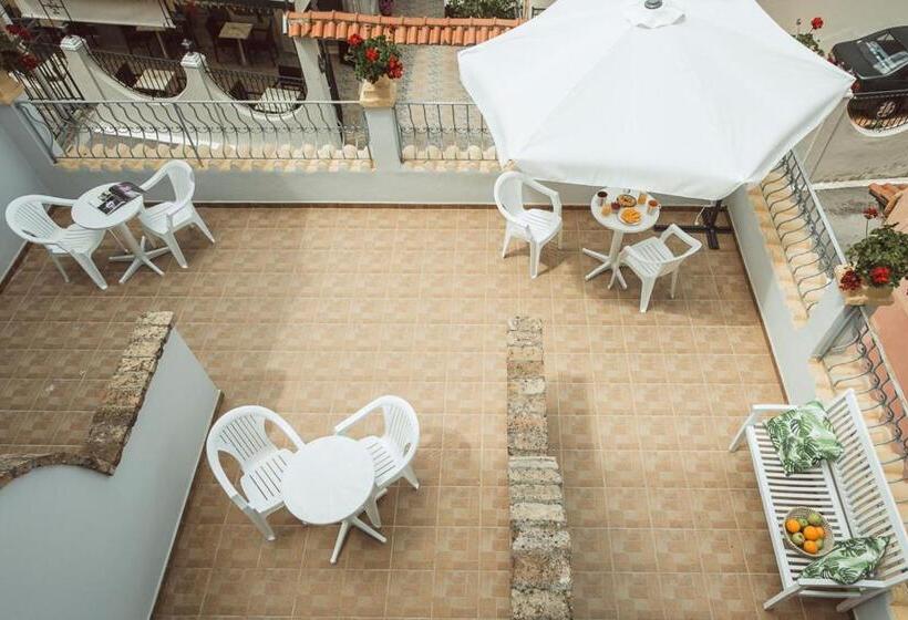 バルコニー付きスタンダードルーム, Hb Hotel Benitsa