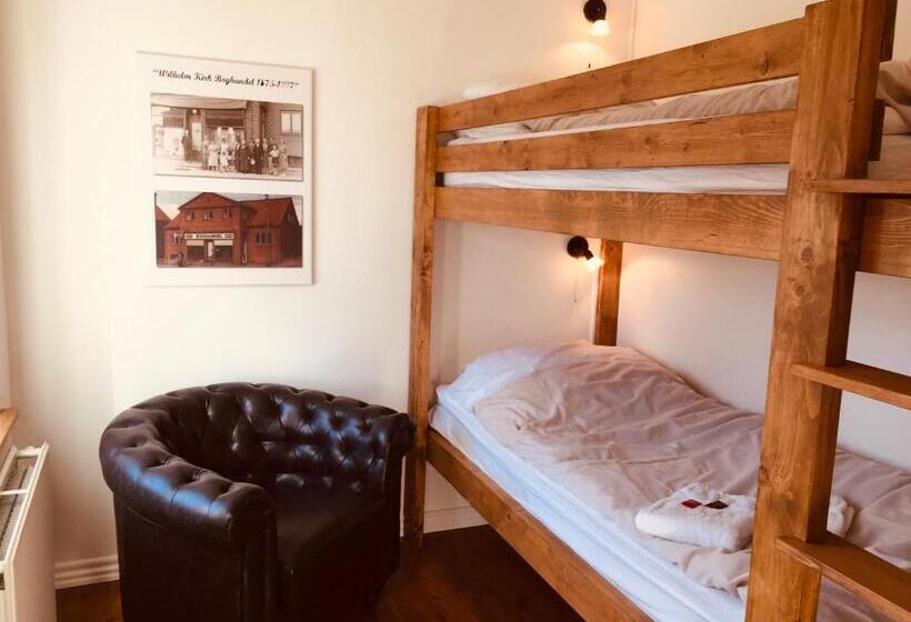 חדר דלוקס לארבעה, Boutique Hotel Postgården